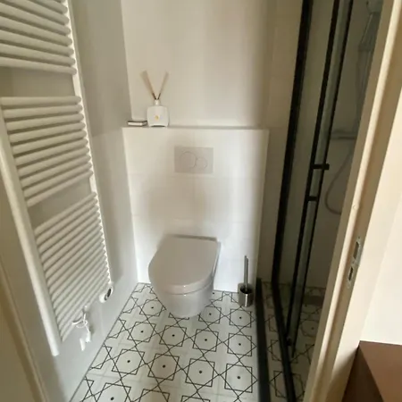 Gorgeous Near Station, Center Séjour chez l'habitant *